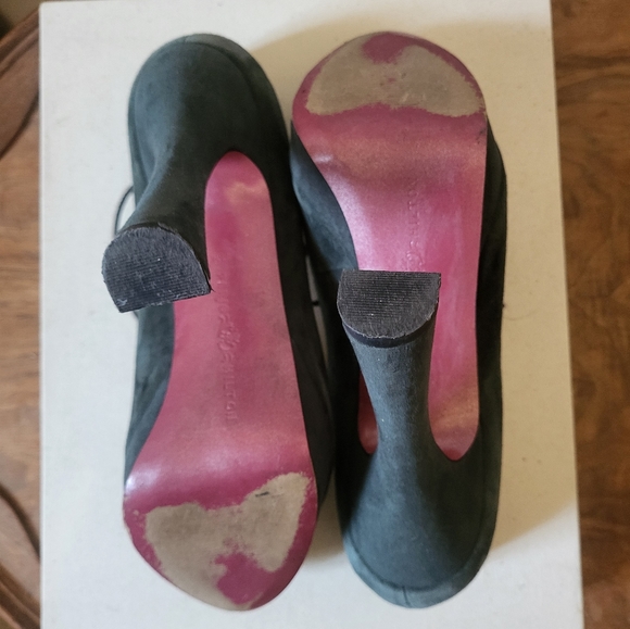 Paris Hilton green suade high heels - Picture 4 of 9